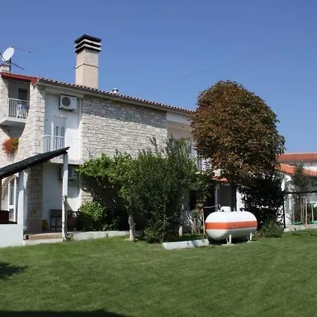 In With Sea View, Balcony, Air Conditioning, W-lan Medulin